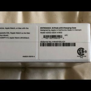 Apple air pods new in box